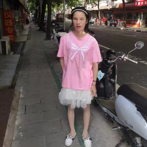 上海26岁单身美女真诚找对象-百色相亲网