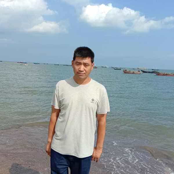 44岁岁辽宁单身帅哥 - 百色吉缘网