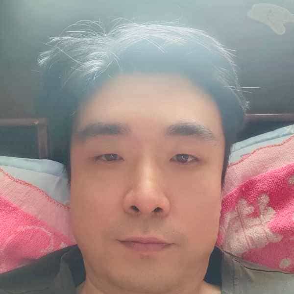 43岁岁河南单身帅哥 - 百色吉缘网