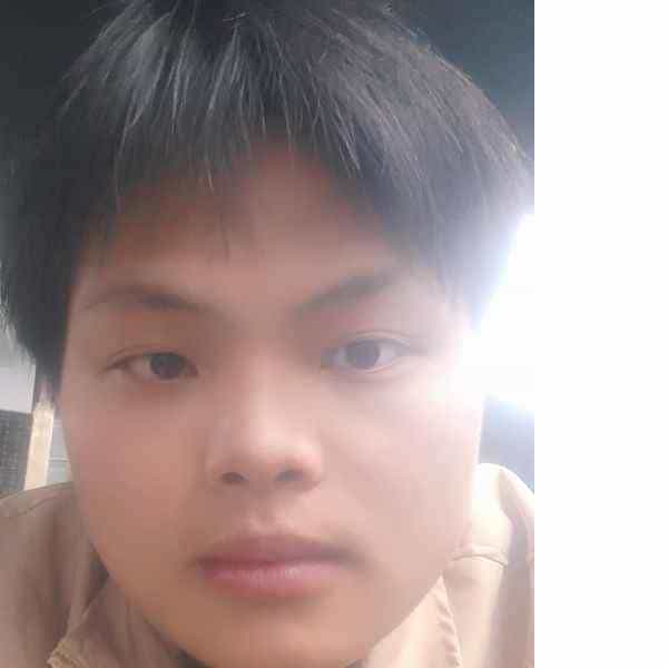 22岁岁河南单身帅哥 - 百色吉缘网