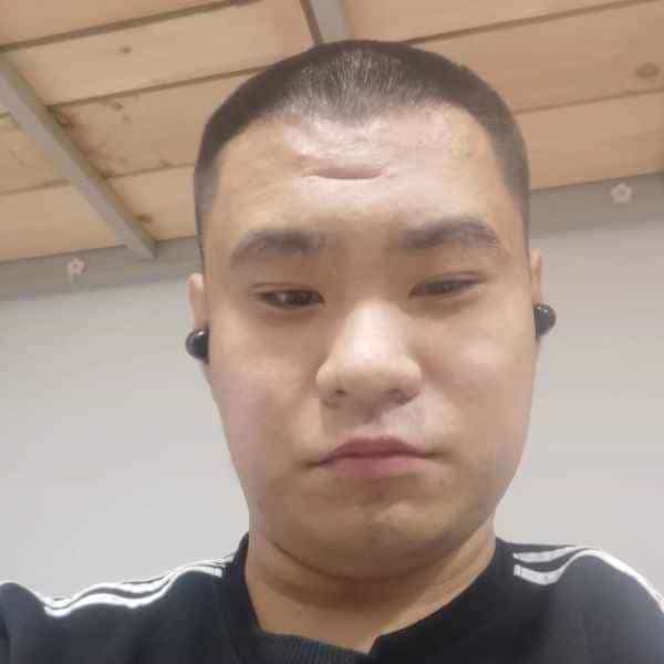 25岁岁山东单身帅哥 - 百色吉缘网