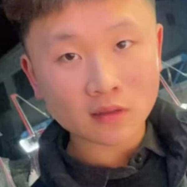 22岁岁河南单身帅哥 - 百色吉缘网