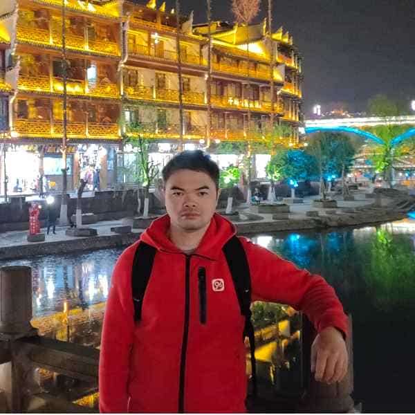 39岁岁广东单身帅哥 - 百色吉缘网