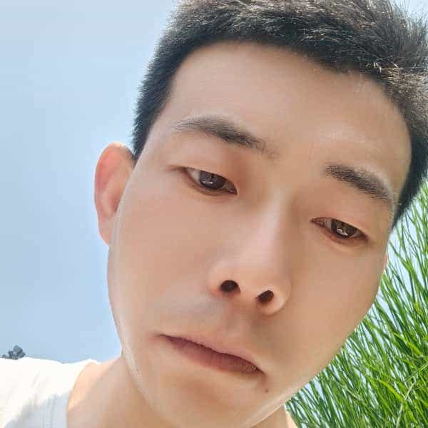 31岁岁陕西单身帅哥 - 百色吉缘网