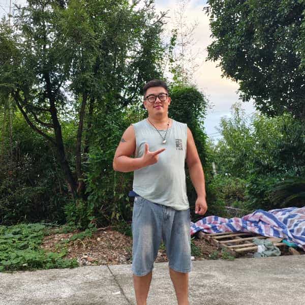 32岁岁浙江单身帅哥 - 百色吉缘网