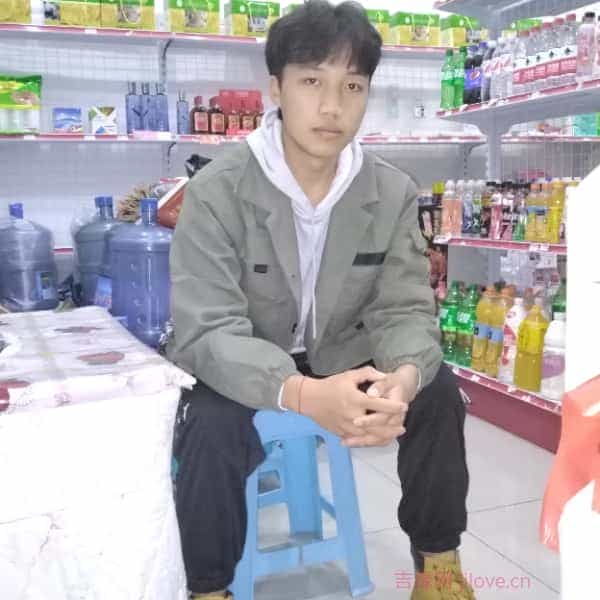 23岁岁贵州单身帅哥 - 百色吉缘网